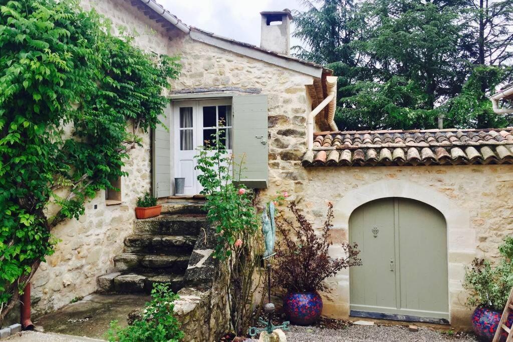 Gite Cocotte Luberon, Forcalquier Villa Pierrerue  Екстериор снимка